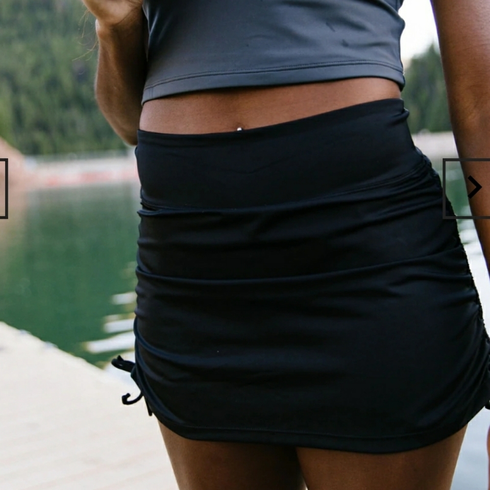 NEW KIAVA Swim Skort Large Black